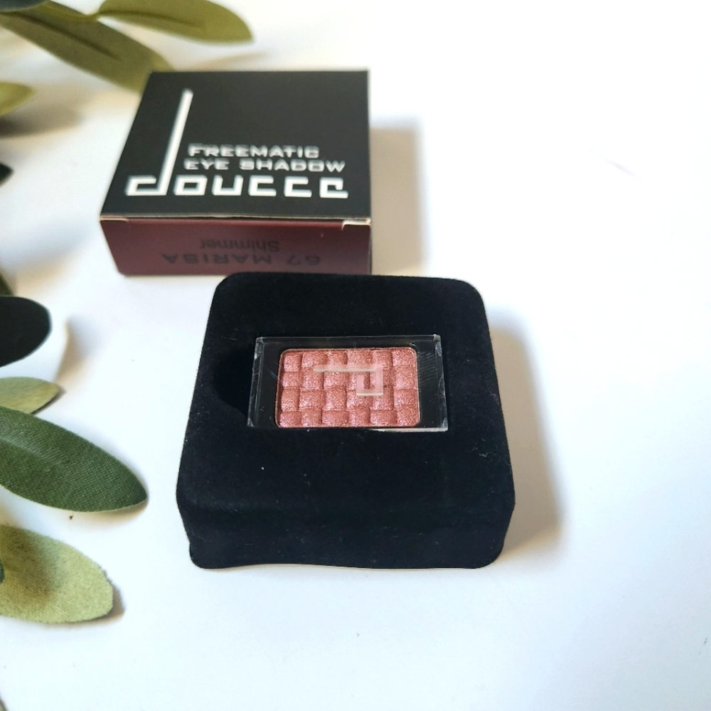Doucce Eye Shadow